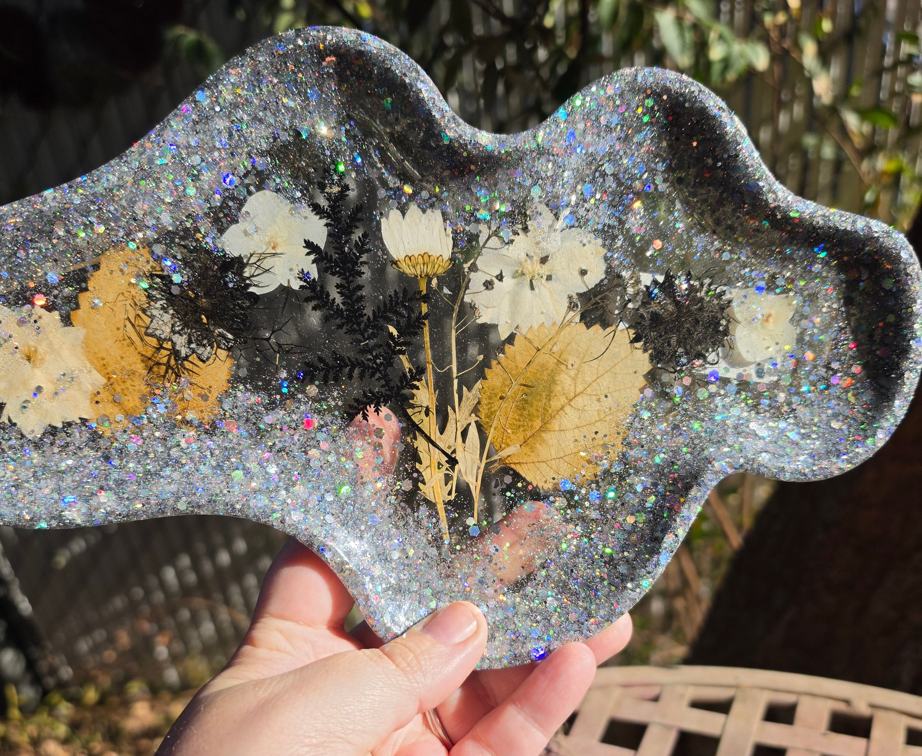 Enchanted Garden Tray | Handmade Botanical Resin Tray with Pressed Flowers