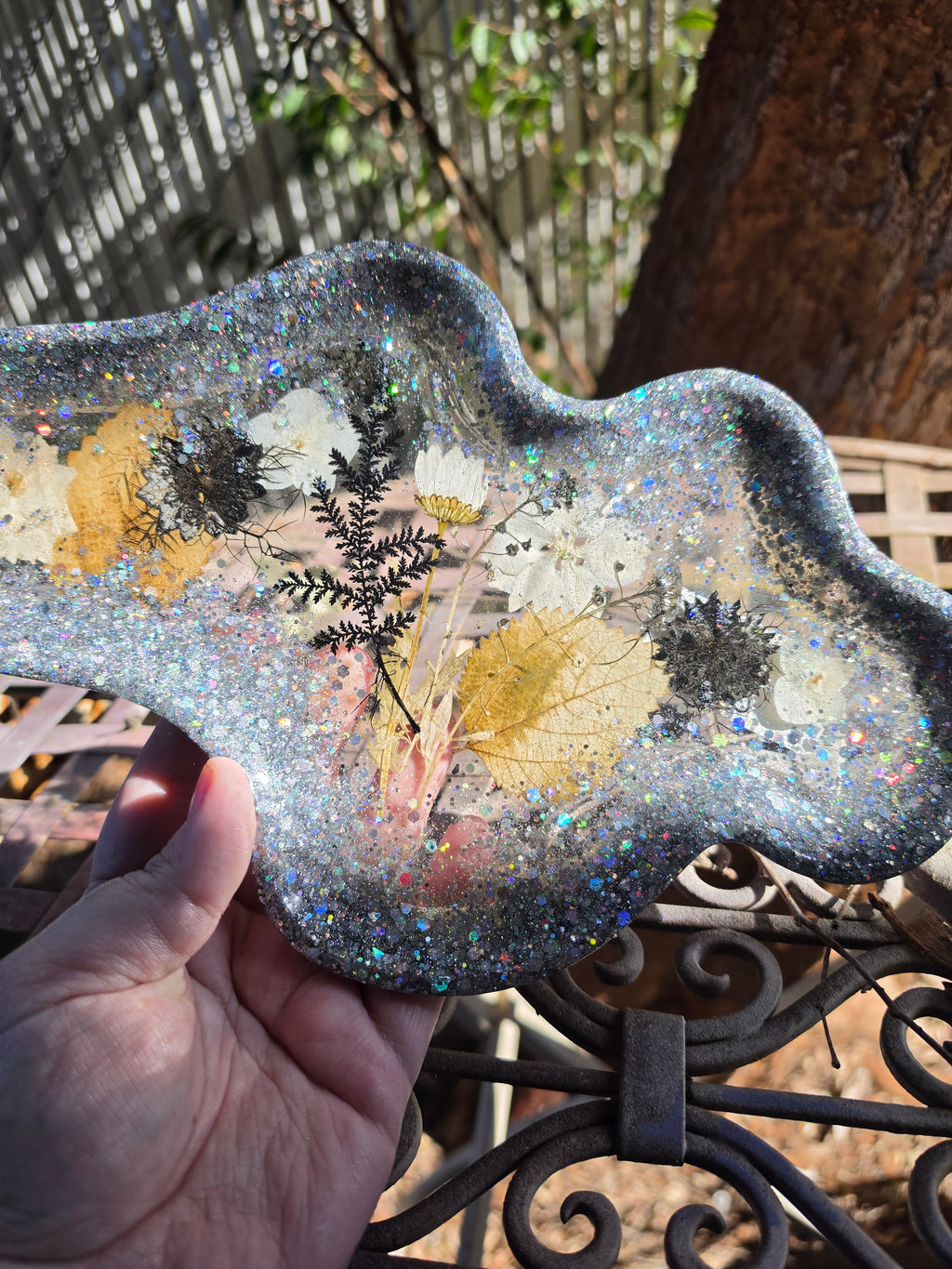 Enchanted Garden Tray | Handmade Botanical Resin Tray with Pressed Flowers