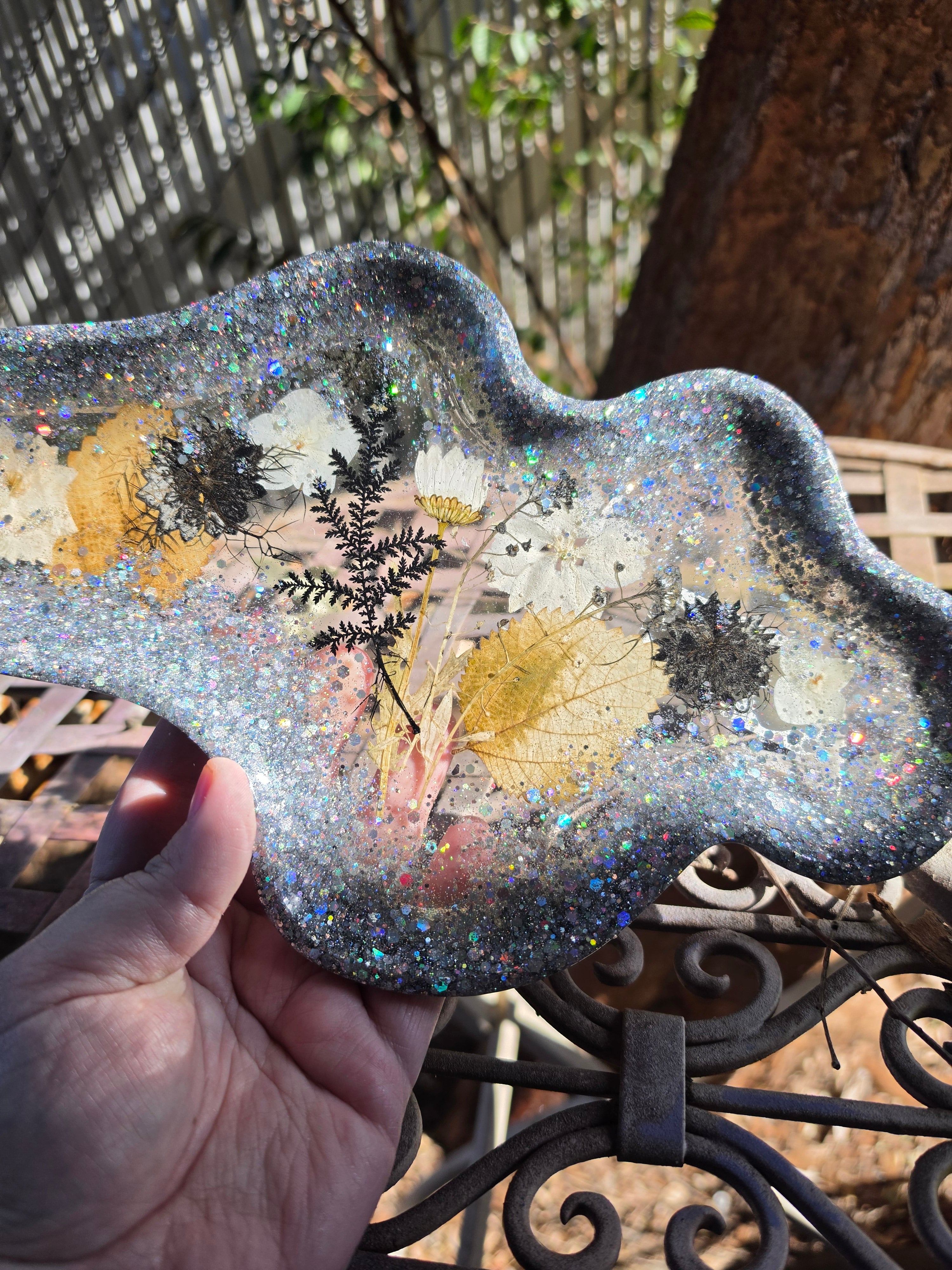 Enchanted Garden Tray | Handmade Botanical Resin Tray with Pressed Flowers