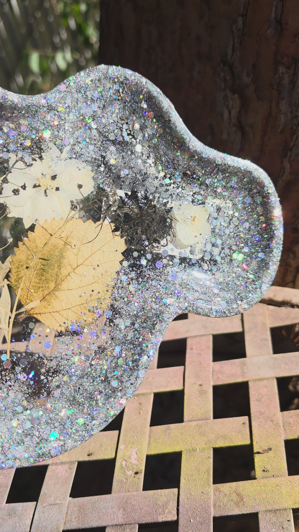 Enchanted Garden Tray | Handmade Botanical Resin Tray with Pressed Flowers